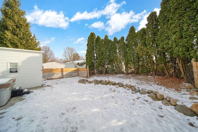 217 Red River Drive, Adrian, MI 49221