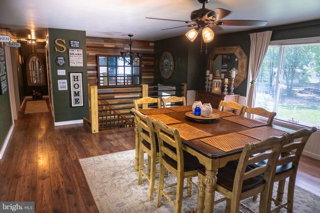 29 FRIENDSHIP RD, Southampton, NJ 08088