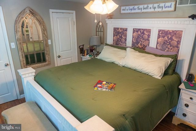 29 FRIENDSHIP RD, Southampton, NJ 08088