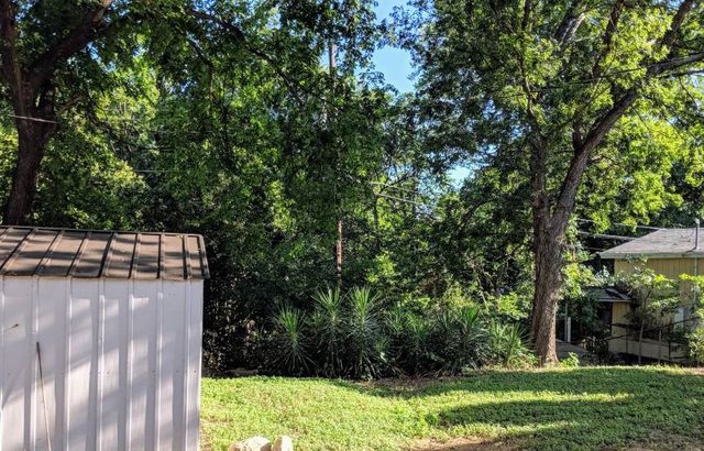 4417 Diaz Avenue, Fort Worth, TX 76107