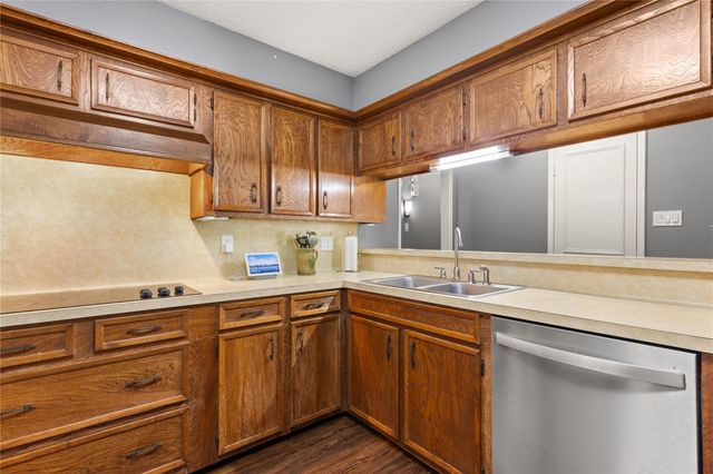 3726 Golden Lake Drive, Kingwood, TX 77345