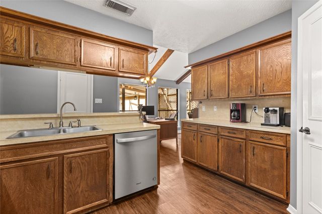 3726 Golden Lake Drive, Kingwood, TX 77345
