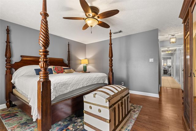 3726 Golden Lake Drive, Kingwood, TX 77345