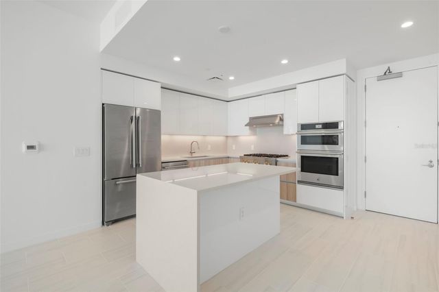 400 CENTRAL AVENUE 1709, St Petersburg, FL 33701