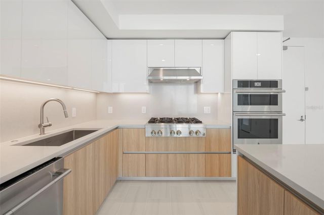 400 CENTRAL AVENUE 1709, St Petersburg, FL 33701