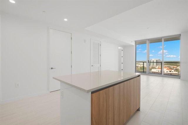 400 CENTRAL AVENUE 1709, St Petersburg, FL 33701