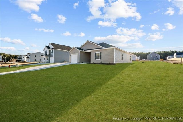 266 Happy Trail Road, Aberdeen, NC 28315