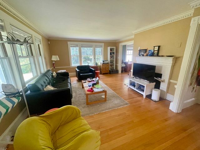 273 Main St., Wayland, MA 01778