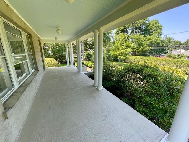 273 Main St., Wayland, MA 01778