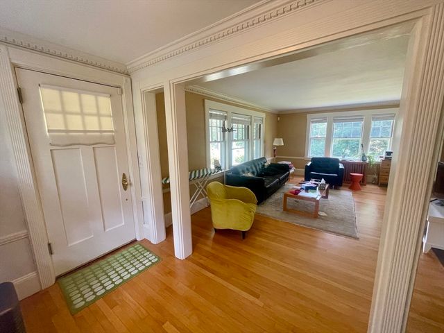 273 Main St., Wayland, MA 01778