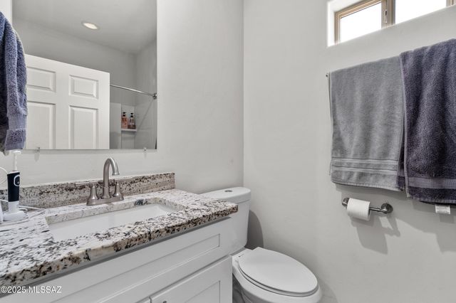 1941 E Greenlee Road, Tucson, AZ 85719