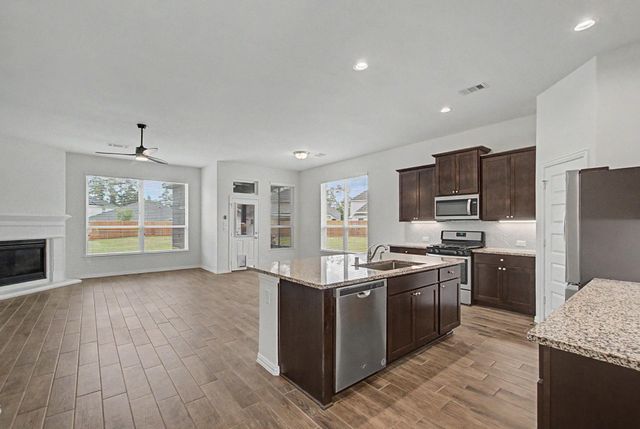 15404 Bicknells Thrush Court, Magnolia, TX 77354