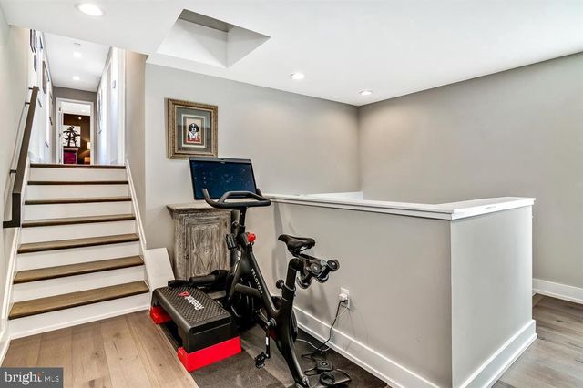 305 GREEN ST, Philadelphia, PA 19123