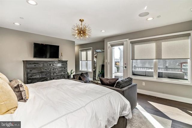 305 GREEN ST, Philadelphia, PA 19123