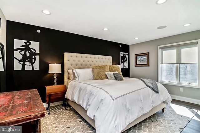 305 GREEN ST, Philadelphia, PA 19123