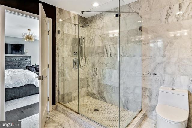 305 GREEN ST, Philadelphia, PA 19123