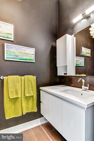 305 GREEN ST, Philadelphia, PA 19123