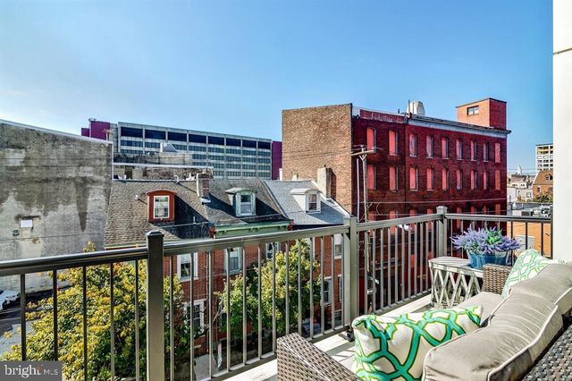 305 GREEN ST, Philadelphia, PA 19123