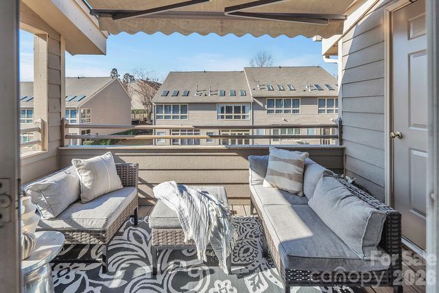 14621 Waterside Drive, Charlotte, NC 28278