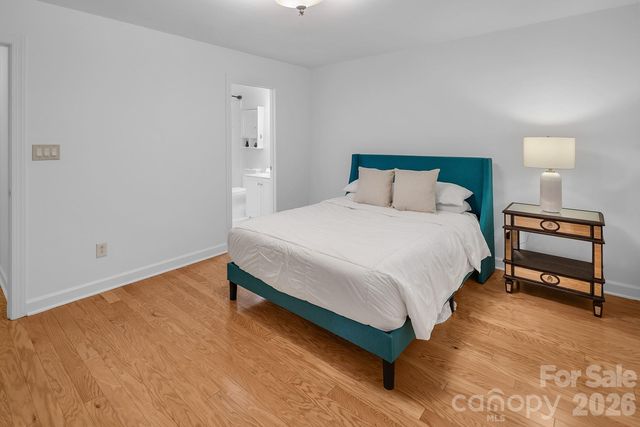 14621 Waterside Drive, Charlotte, NC 28278