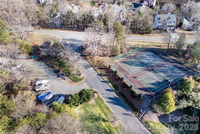 14621 Waterside Drive, Charlotte, NC 28278