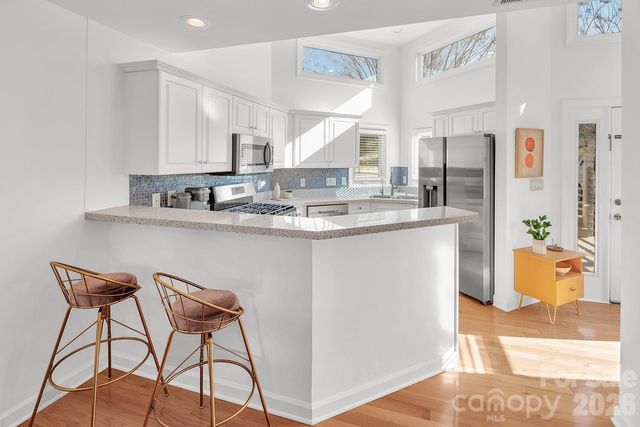 14621 Waterside Drive, Charlotte, NC 28278