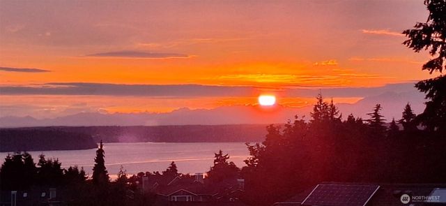 5214 Tower Drive NE, Tacoma, WA 98422