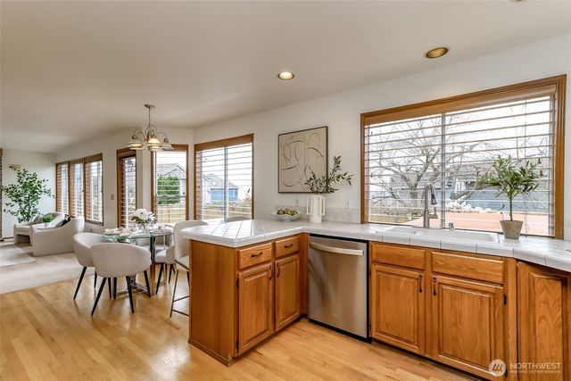 5214 Tower Drive NE, Tacoma, WA 98422