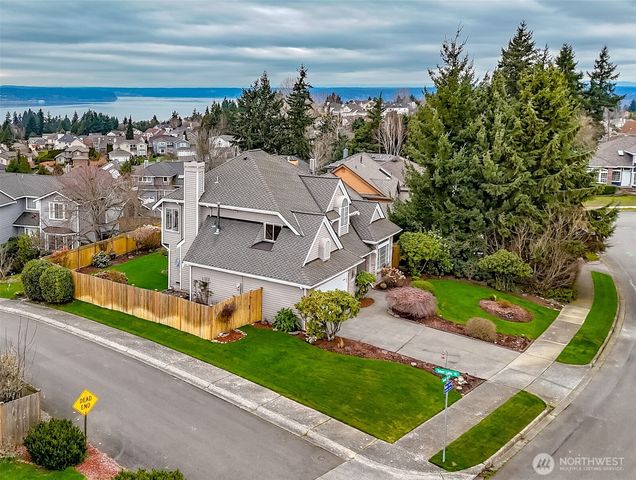 5214 Tower Drive NE, Tacoma, WA 98422