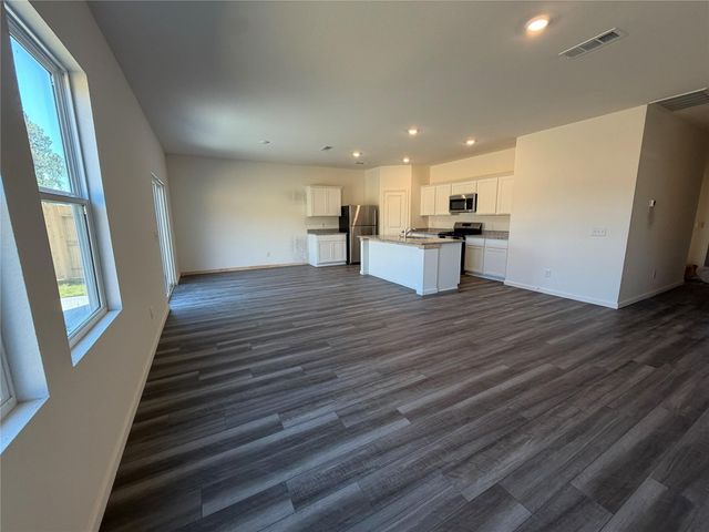 5922 Mercer Street, Cut And Shoot, TX 77303