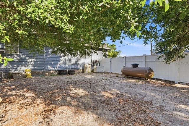 10049 QUINN ROAD, Polk City, FL 33868