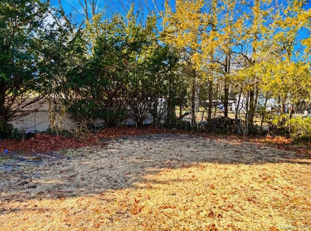 1262 Saxon Avenue, Bay Shore, NY 11706