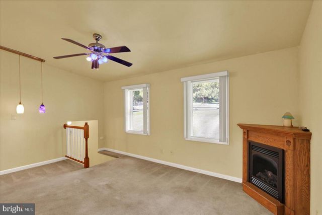 702 FREDERICK ST, Reading, PA 19607