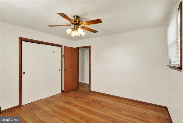702 FREDERICK ST, Reading, PA 19607
