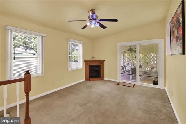 702 FREDERICK ST, Reading, PA 19607