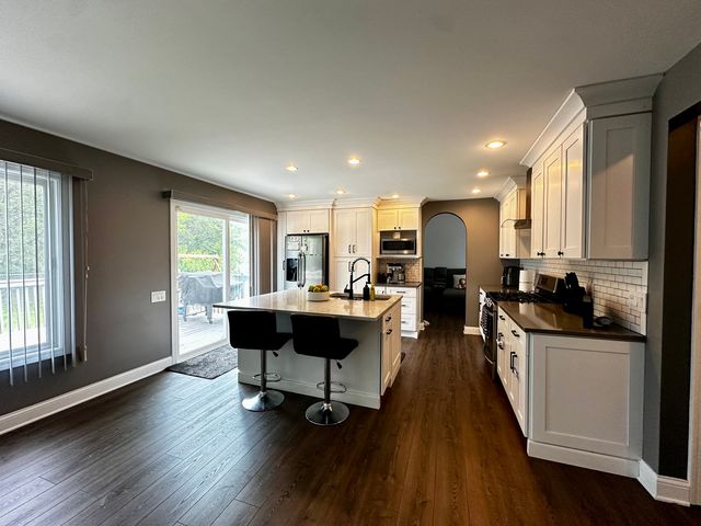 1496 Cheriton Circle, Grayslake, IL 60030