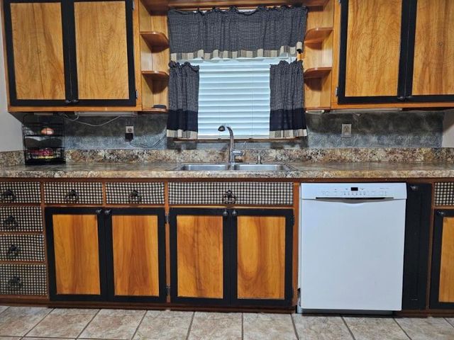 115 S Central Street, Buckner, MO 64016