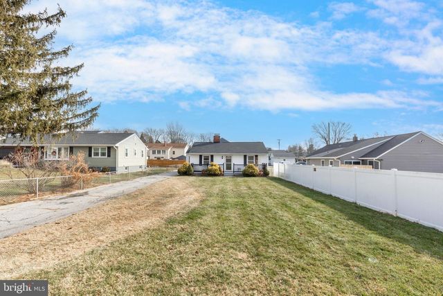 413 OAK AVE, Westminster, MD 21157