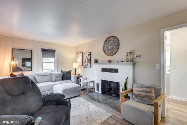 413 OAK AVE, Westminster, MD 21157