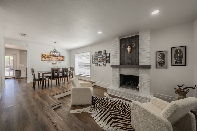 6517 Whitman Avenue, Fort Worth, TX 76133