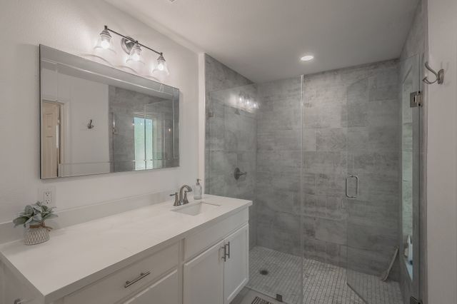 6517 Whitman Avenue, Fort Worth, TX 76133