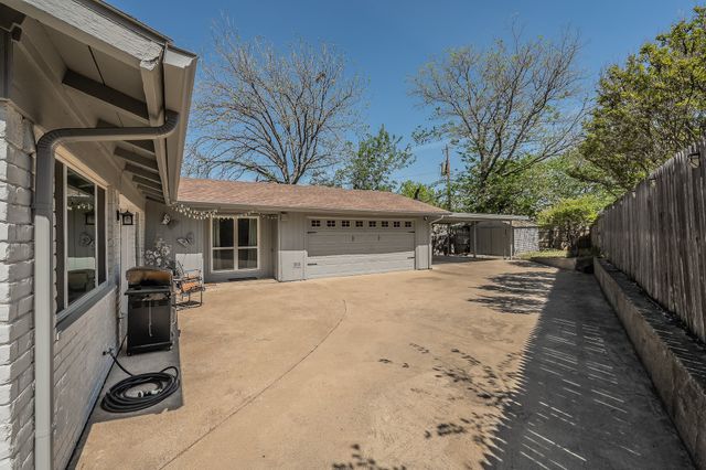 6517 Whitman Avenue, Fort Worth, TX 76133