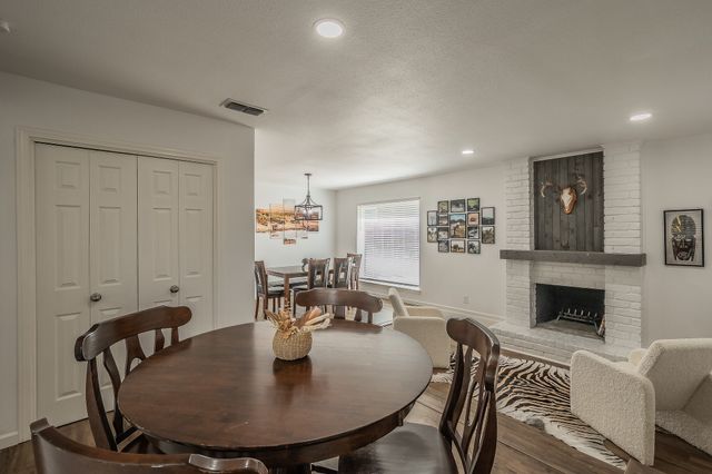 6517 Whitman Avenue, Fort Worth, TX 76133