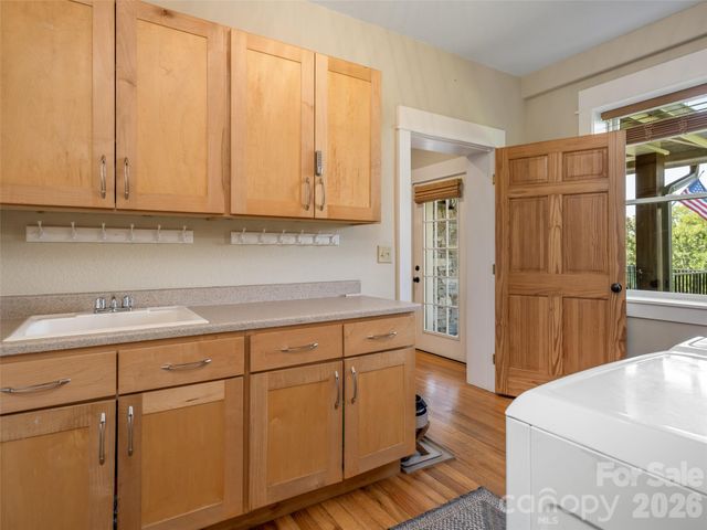 3 Blue Heron Drive, Fletcher, NC 28732