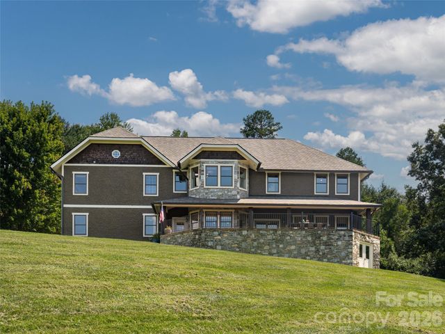 3 Blue Heron Drive, Fletcher, NC 28732