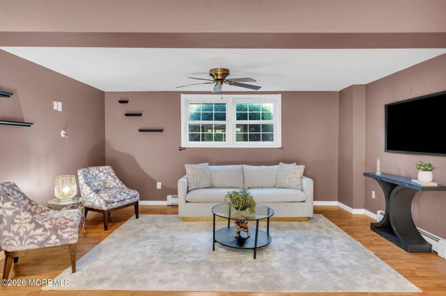 38 Illinois Avenue, Middletown, NJ 07748