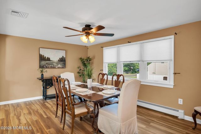 38 Illinois Avenue, Middletown, NJ 07748