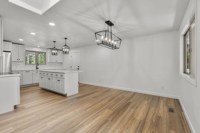 63929 Sunset Drive, Bend, OR 97703