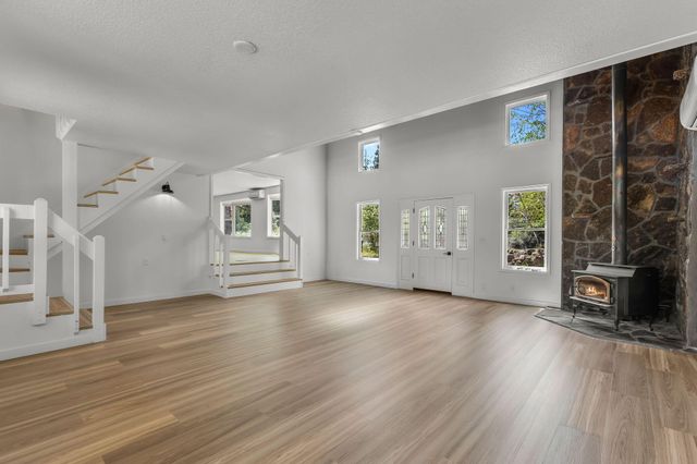 63929 Sunset Drive, Bend, OR 97703