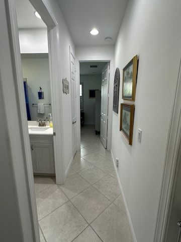 8330 Summer Lake Drive, Vero Beach, FL 32967